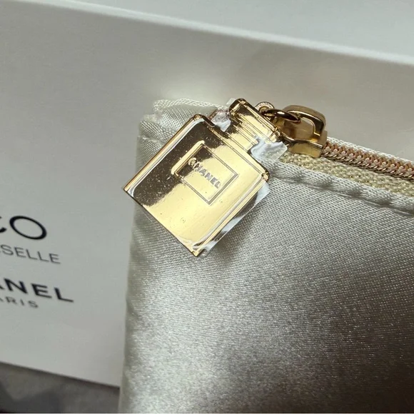 Chanel Coco Mademoiselle Satin Cosmetic Pouch. Stitched Sequins on Front. NIB - Picture 9 of 10